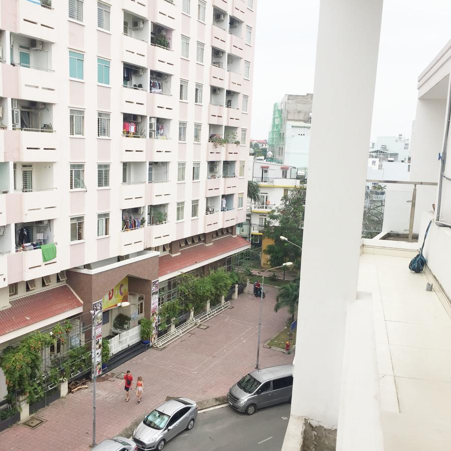 M-H Serviced Apartment Ho Chi Minh-stad Buitenkant foto